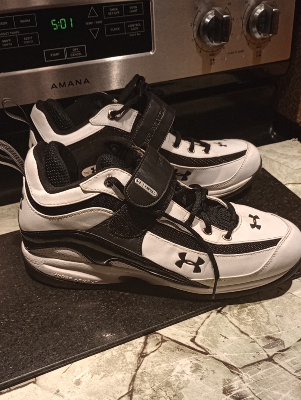 Under Armour Men’s Black and White Basketball Sneakers